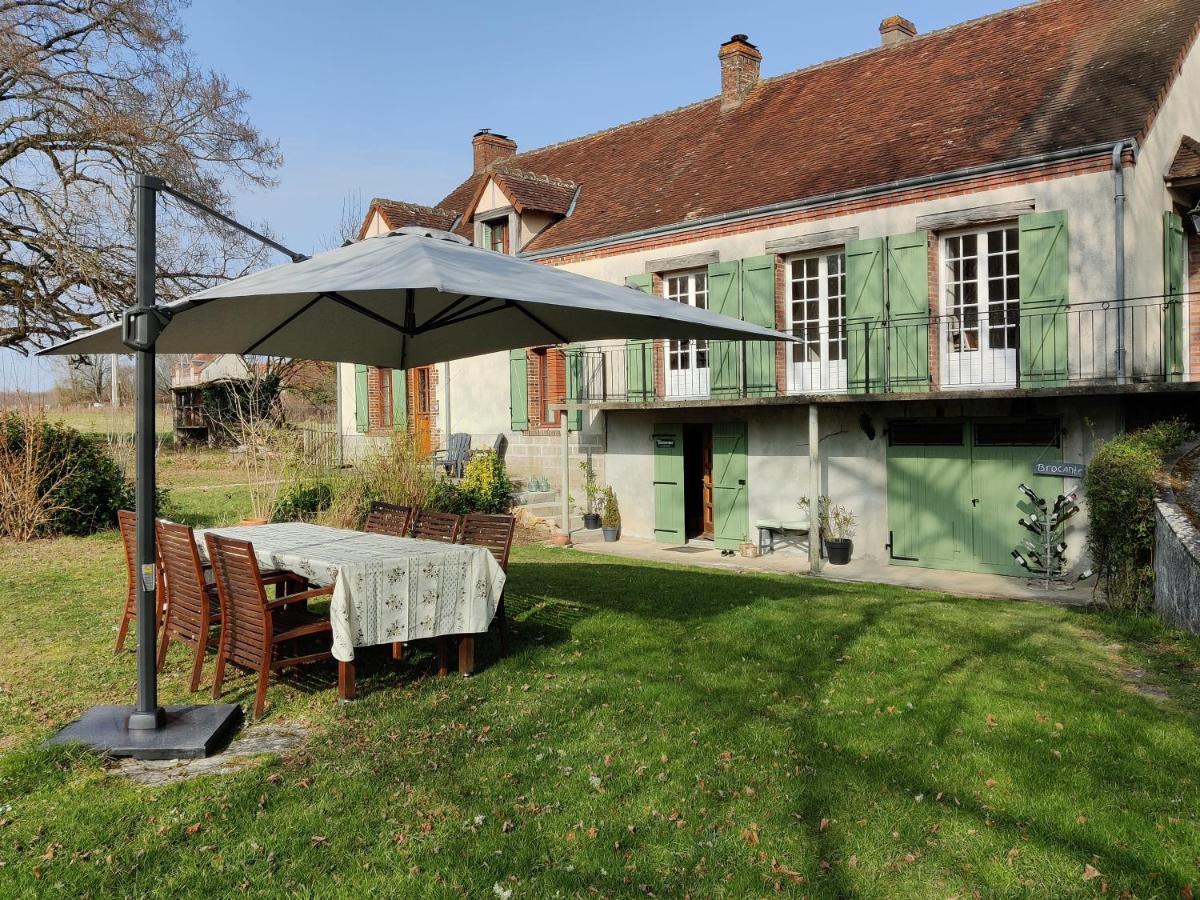 Chambres D'Hotes / B&B Chez Mon Reve Eguzon-Chantome ภายนอก รูปภาพ